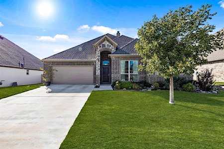 3908 Brookdale Road Benbrook, TX 76116