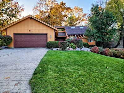 331 Kim Trail Lake Zurich, IL 60047
