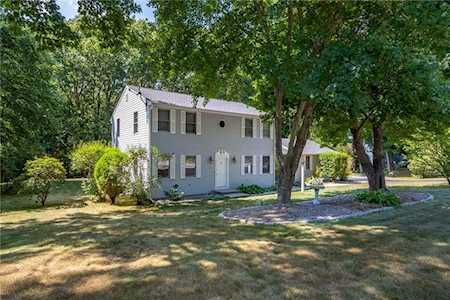 62 Rollingwood Dr Johnston, RI 02919