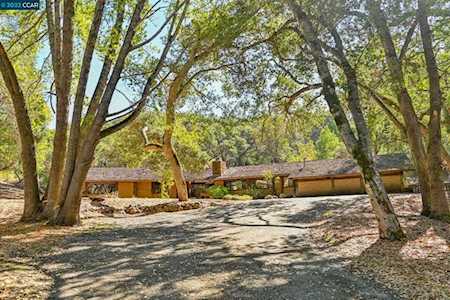 635 Los Trancos Rd Portola Valley, CA 94028