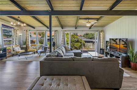 2314 Ahakapu Street Pearl City, HI 96782