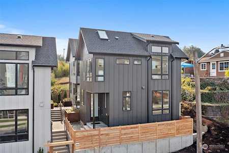 2117 S Walker St Seattle, WA 98144