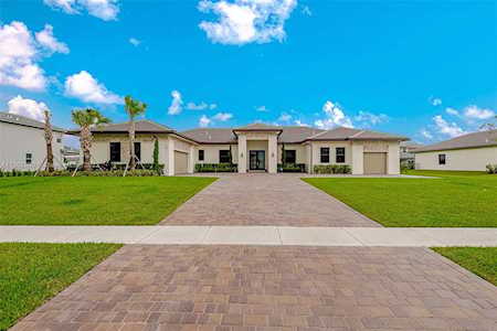 1971 Meadows Dr Davie, FL 33324