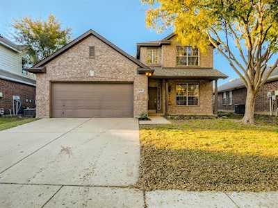 4945 Bacon Drive Fort Worth, TX 76244