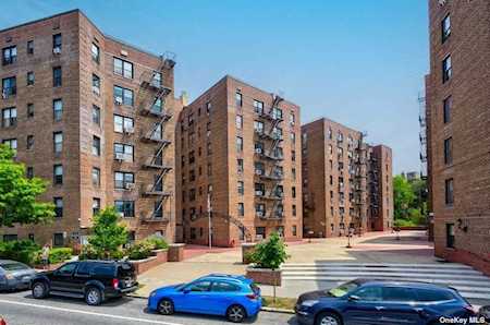 83-77 Woodhaven Boulevard #5G Woodhaven, NY 11421