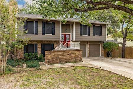 4615 Bayonne Court Arlington, TX 76016
