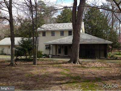 31184 Jerry Dr Ocean View, DE 19970