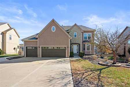 5737 Brockway St Shawnee, KS 66226