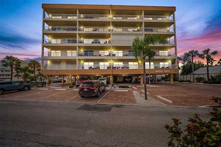 13000 Gulf Ln #315 Madeira Beach, FL 33708