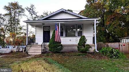 51 Walnut St Sicklerville, NJ 08081