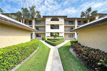 75 Saint Andrews Blvd #C-300 Naples, FL 34113