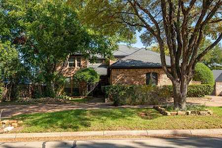 2006 Shadow Ridge Drive Arlington, TX 76006