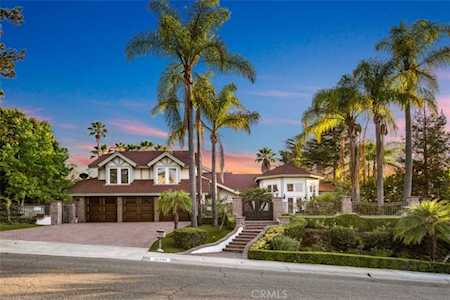 27055 Hidden Trail Rd Laguna Hills, CA 92653