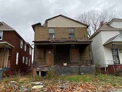 6154 16th St Detroit, MI 48208