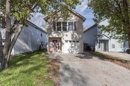 1819 Warfield St Chesapeake, VA 23324