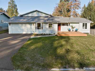 7609 E Idaho St Port Orchard, WA 98366