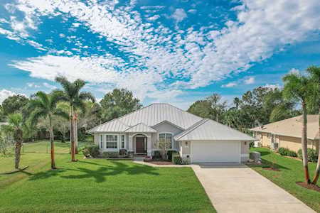 562 Periwinkle Drive Sebastian, FL 32958