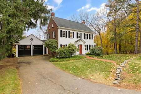 10 Laneton Way Reading, MA 01867