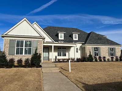 145 Dove Field Rd Piperton, TN 38017