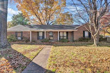 3221 Laurel Creek Dr Bartlett, TN 38134