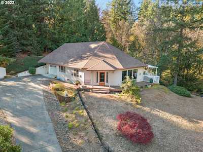 17930 S Edgewood ST Oregon City, OR 97045