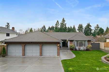 32821 11th Ave SW Federal Way, WA 98023
