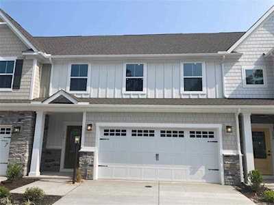 526 Eldridge Ln Chesapeake, VA 23323