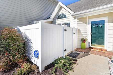 4626 Twin Hickory Lake Dr Glen Allen, VA 23059