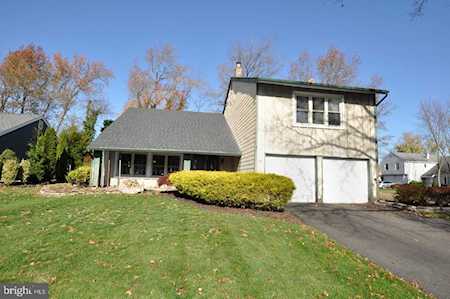 58 Carlton Ave Marlton, NJ 08053