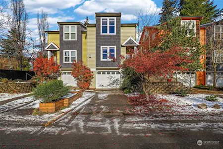 302 N 133rd St Seattle, WA 98133