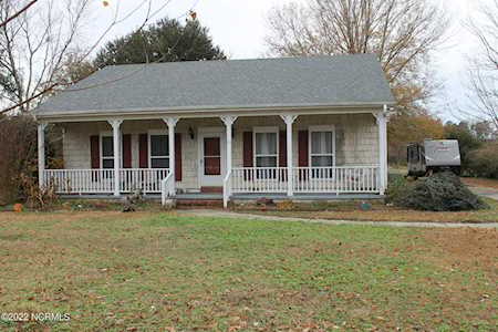 63 Dogwood Avenue Whiteville, NC 28472
