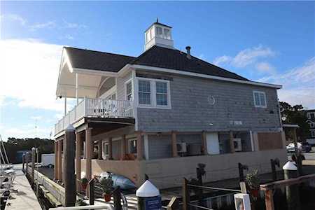 67 Esmond Ave North Kingstown, RI 02852