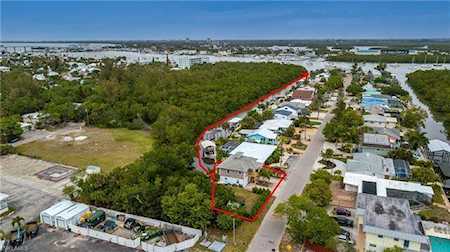 103 Tropical Shore Way Fort Myers Beach, FL 33931