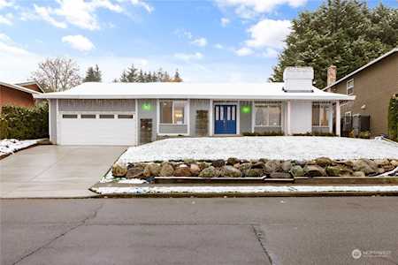 2024 Rolling Hills Ave SE Renton, WA 98055