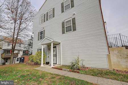 4332 Apple Gate Lane Suitland, MD 20746