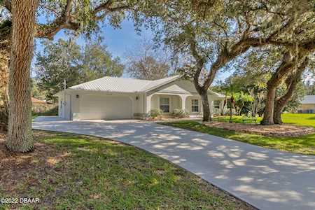1429 Pine Tree Drive Edgewater, FL 32132