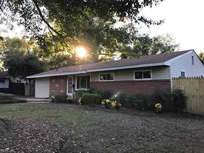 717 Farnham Ln Virginia Beach, VA 23455