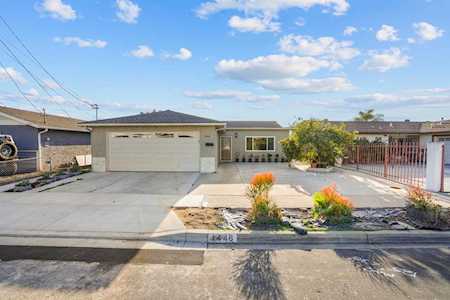 1446 Paradise Rd San Diego, CA 92114