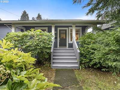 3594 SE Sherman ST Portland, OR 97214