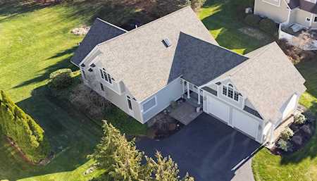 28 Hawkins Glen Dr Salem, NH 03079