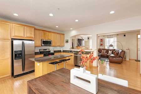 8320 Labont Way Eden Prairie, MN 55344