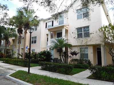 145 Galicia Way #204 Jupiter, FL 33458