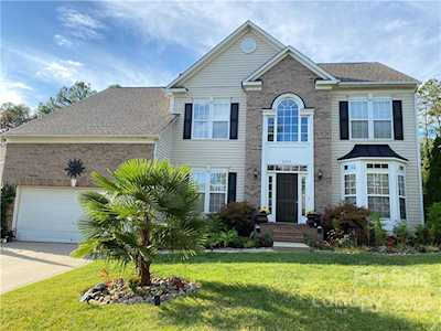 2507 Shannon Dr Belmont, NC 28012