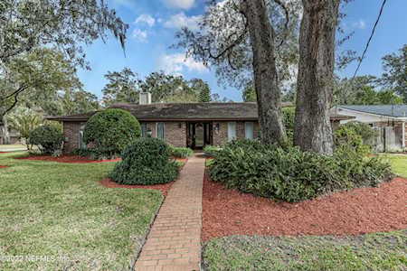 8443 Lynda Sue LN W Jacksonville, FL 32217