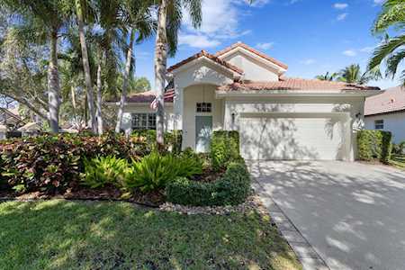 991 Delray Lakes Drive Delray Beach, FL 33444