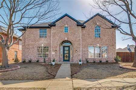 1514 Spring Hollow Lane Garland, TX 75043