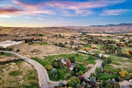1824 E Cottontail Ct Eagle, ID 83616