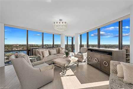 4751 N Gulf Shore Blvd #1605 Naples, FL 34103