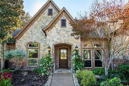 8220 Plum Creek Trail Burleson, TX 76028