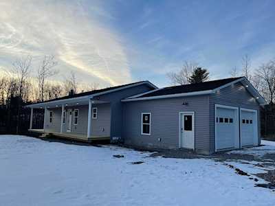 76 Oakwood Rd West Gardiner, ME 04345